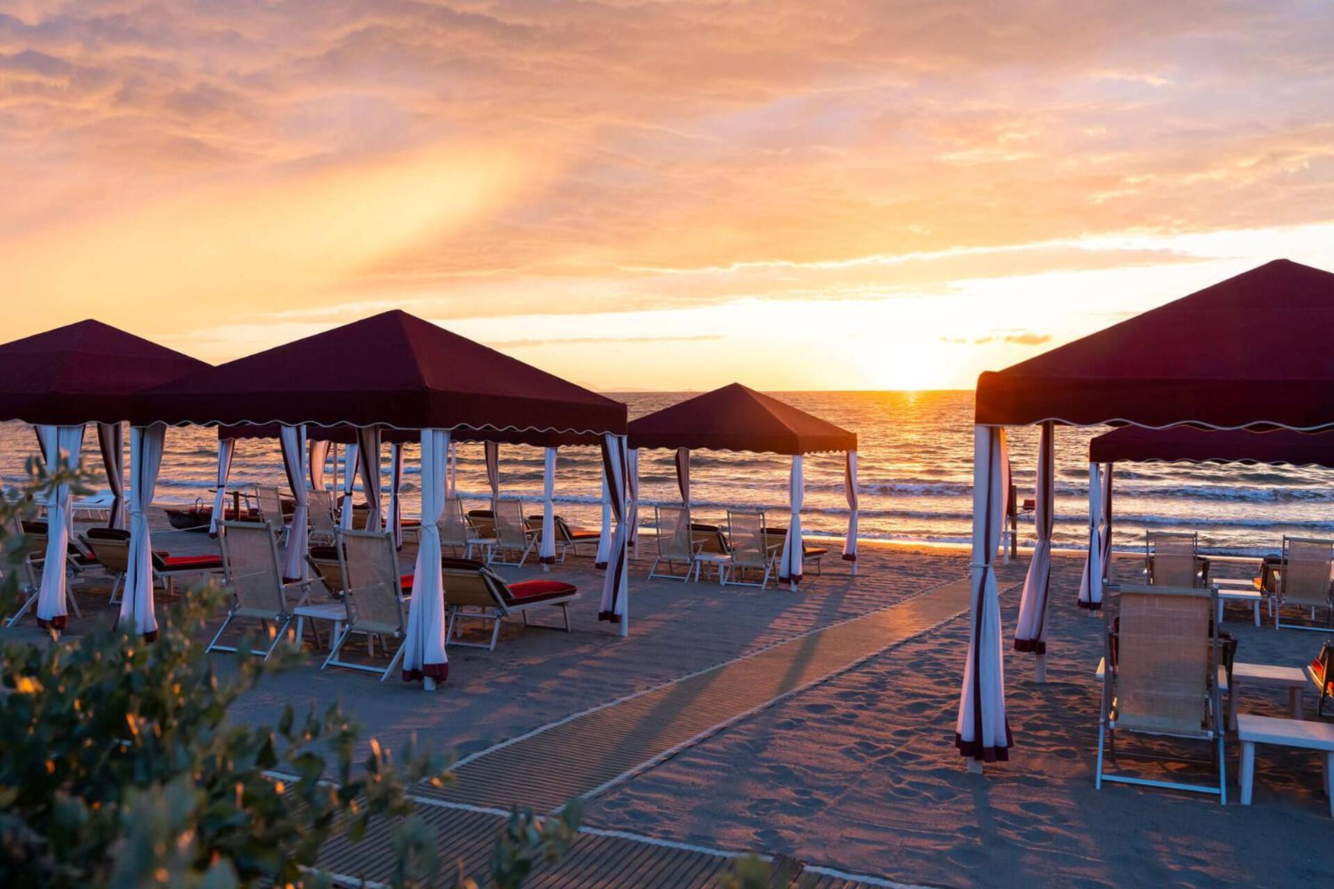 Cala Beach Resort Punta Ala Exterior photo